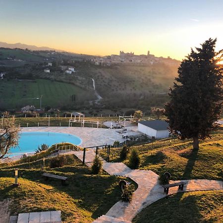 Casablanca Hotel 시비타노바 마르셰 외부 사진