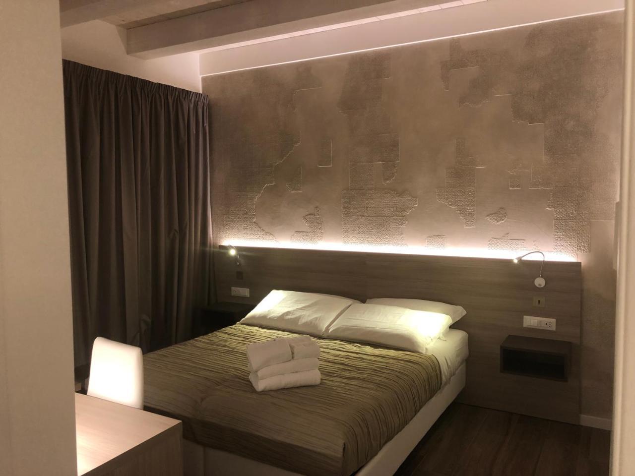 Casablanca Hotel 시비타노바 마르셰 외부 사진