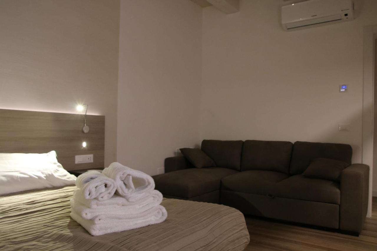 Casablanca Hotel 시비타노바 마르셰 외부 사진