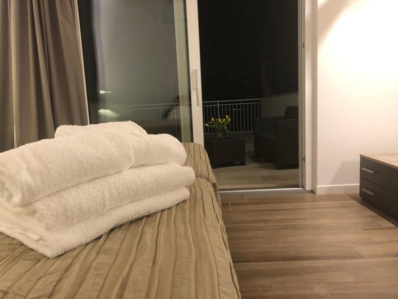 Casablanca Hotel 시비타노바 마르셰 외부 사진