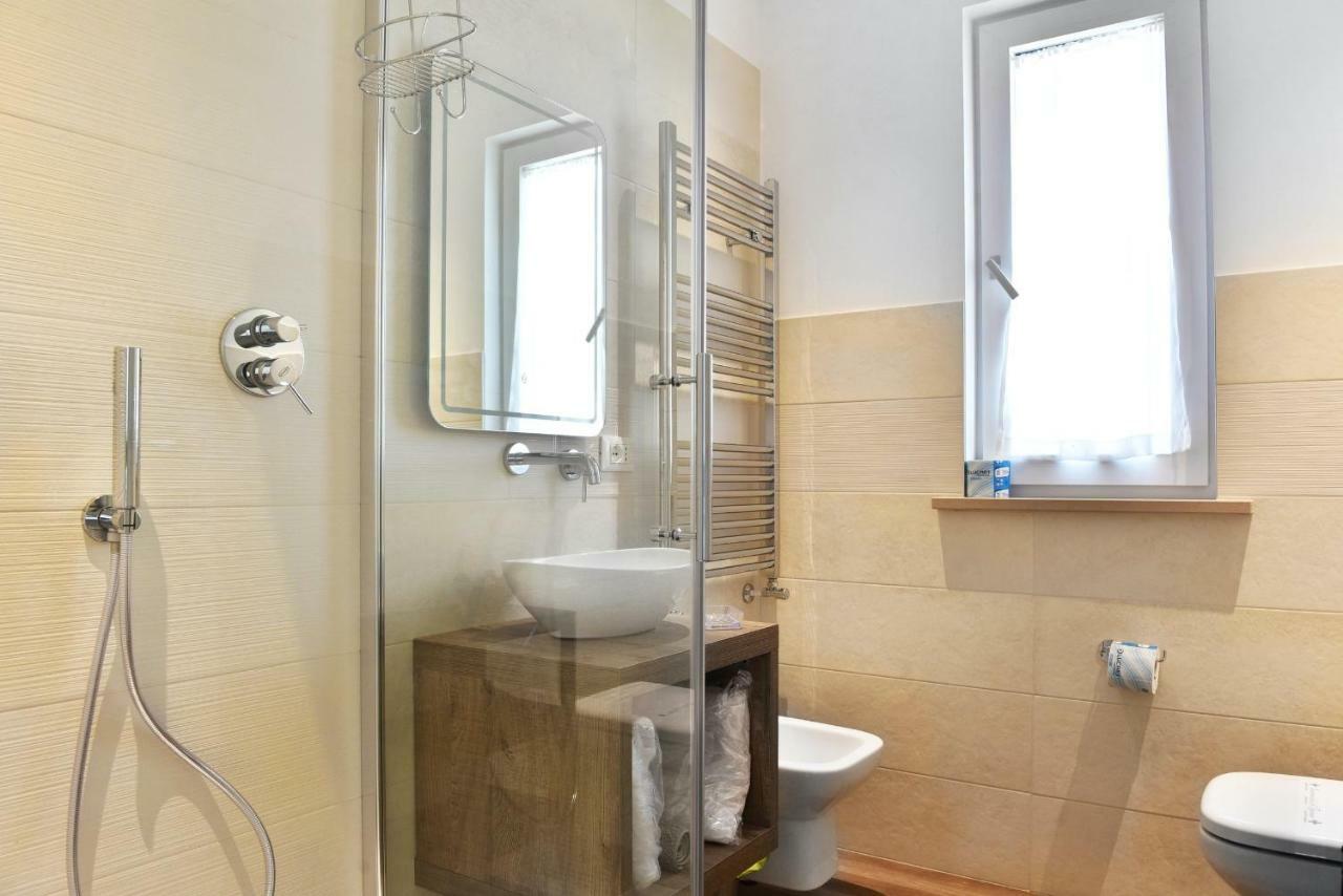 Casablanca Hotel 시비타노바 마르셰 외부 사진